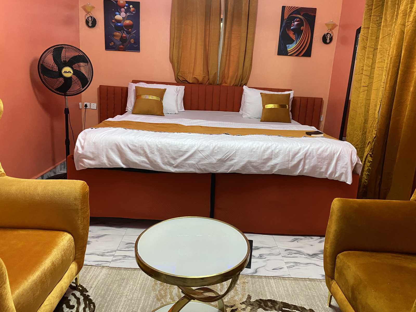 Luxury Suite Bedroom – Ojay Cruise Hotel